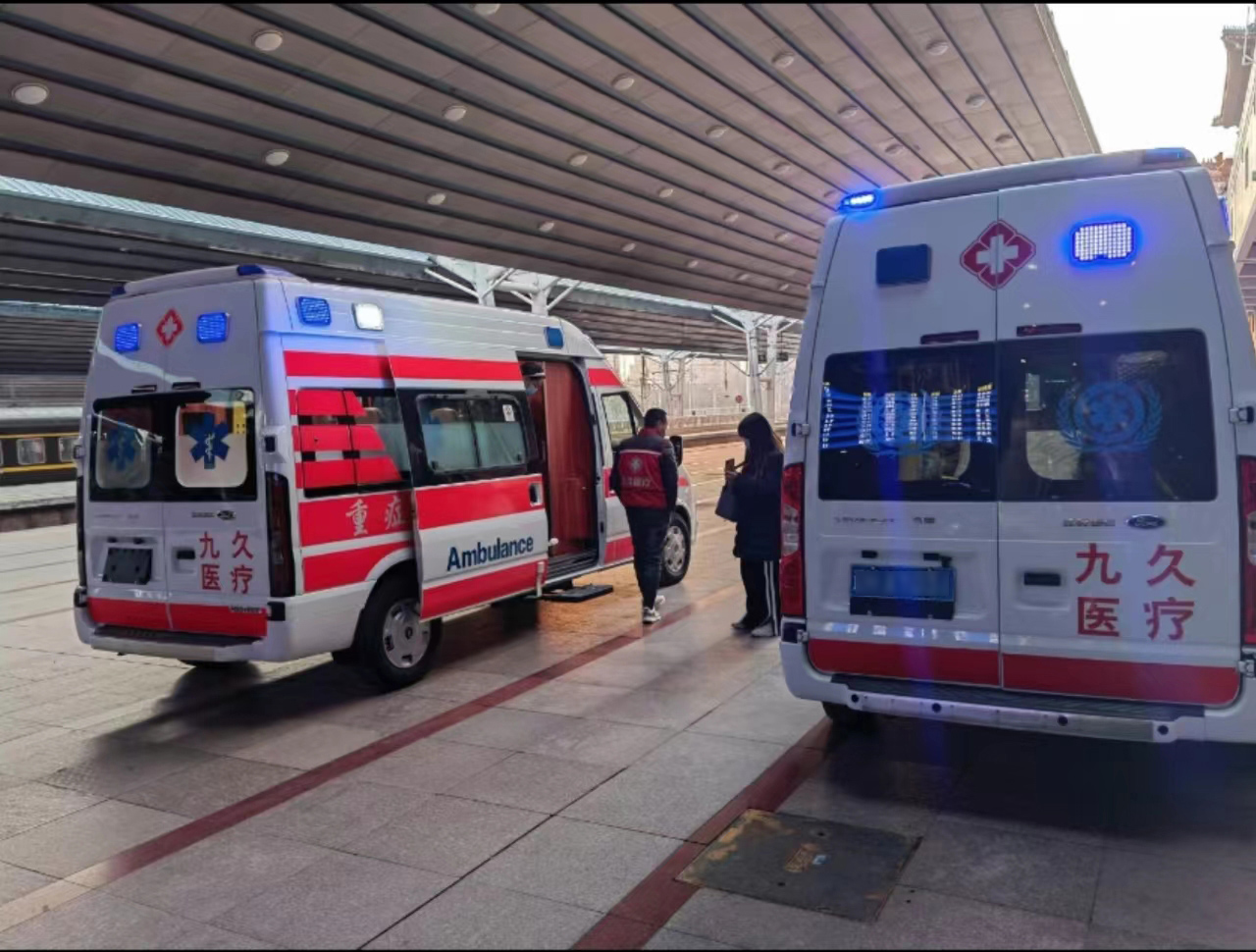 巴中救护车长途转运